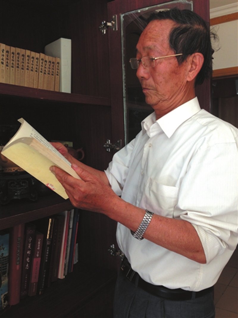在众多的历史人物中，有一个人物以其非凡的智慧和坚定的意志而备受后人敬仰——他就是中国古代伟大的思想家、政治家、军事家——孙武。